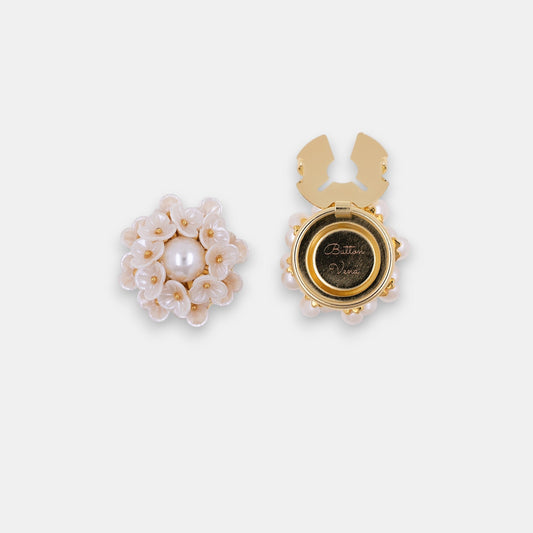 Cloud Bouquet Button Cover Set – 14K Gold Ivory Floral Cluster with Pearl